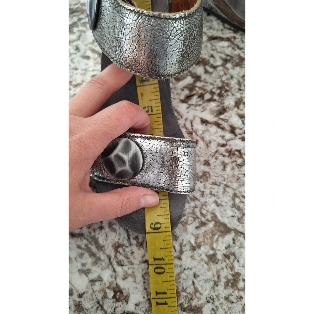 Taos Footwear measurements heel